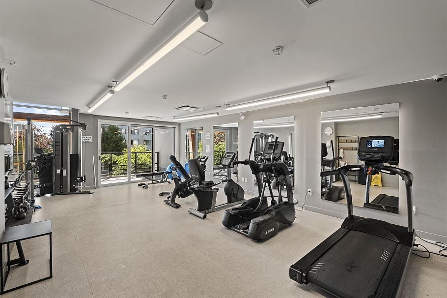 209 128 E 8th Street North Vancouver, BC - 29