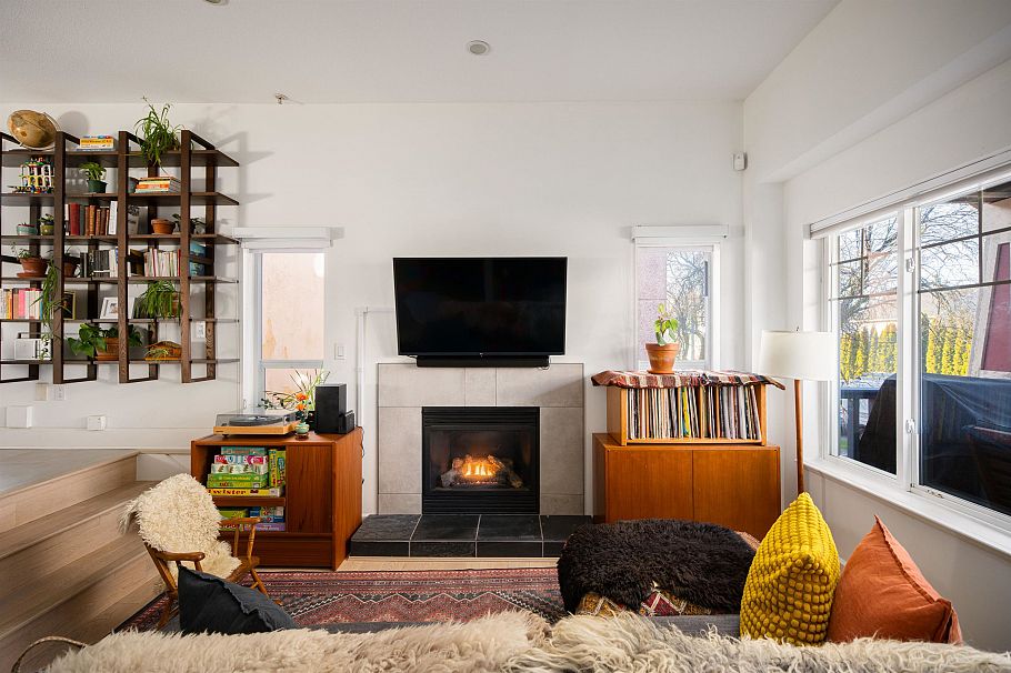 1732 E Georgia Street Vancouver, BC - 2