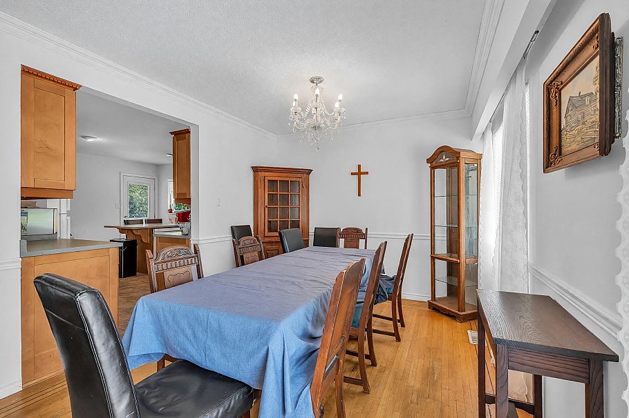 468 Saville Crescent North Vancouver, BC - 18
