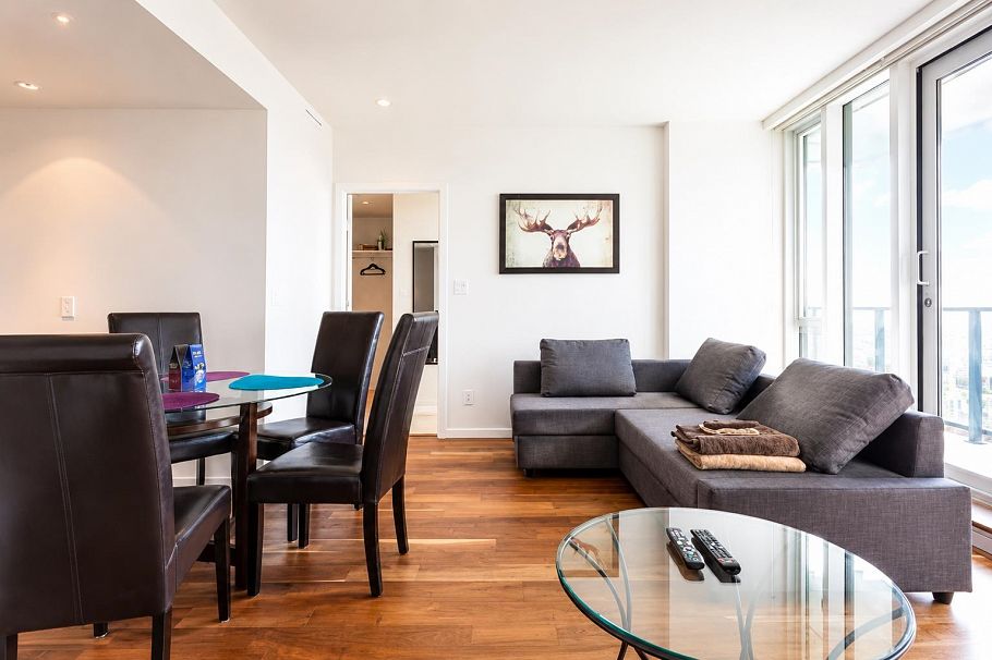 617 8488 Cornish Street Vancouver, BC - 1