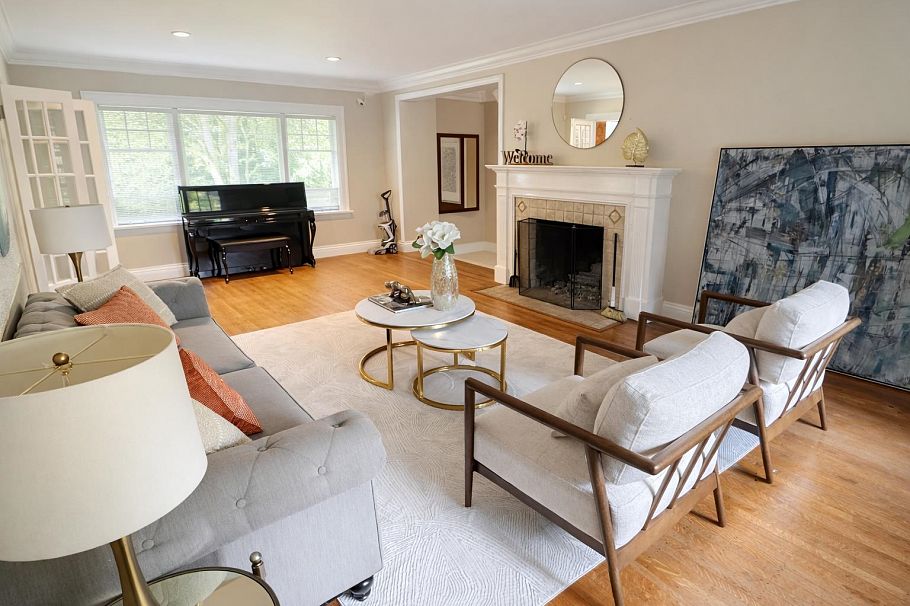 4786 W 4th Avenue Vancouver, BC - 4