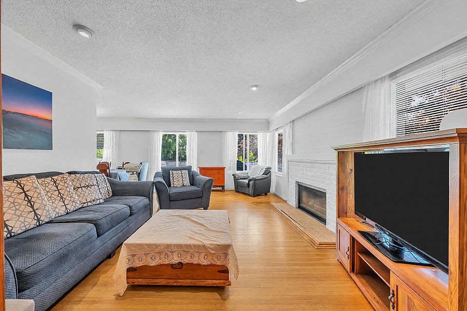 468 Saville Crescent North Vancouver, BC - 23