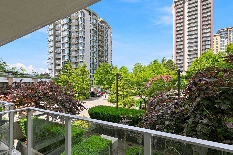 205 158 W 13th Street North Vancouver, BC - 28
