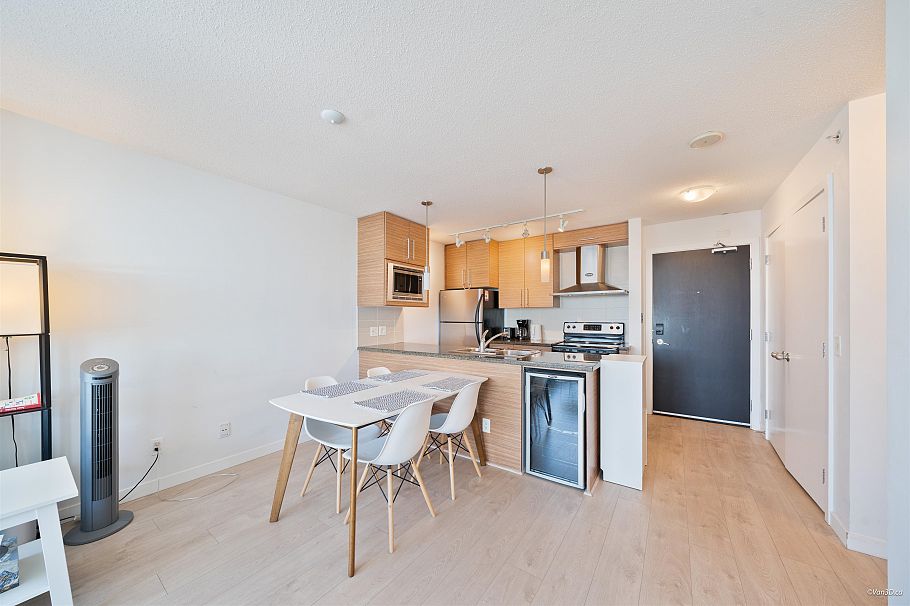 1707 689 Abbott Street Vancouver, BC - 9