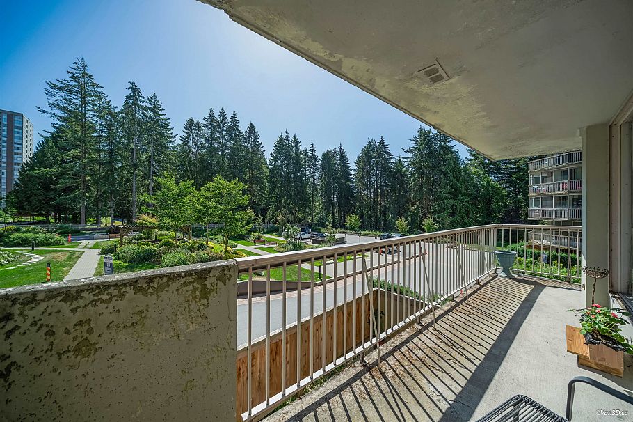 207 2020 Fullerton Avenue North Vancouver, BC - 13