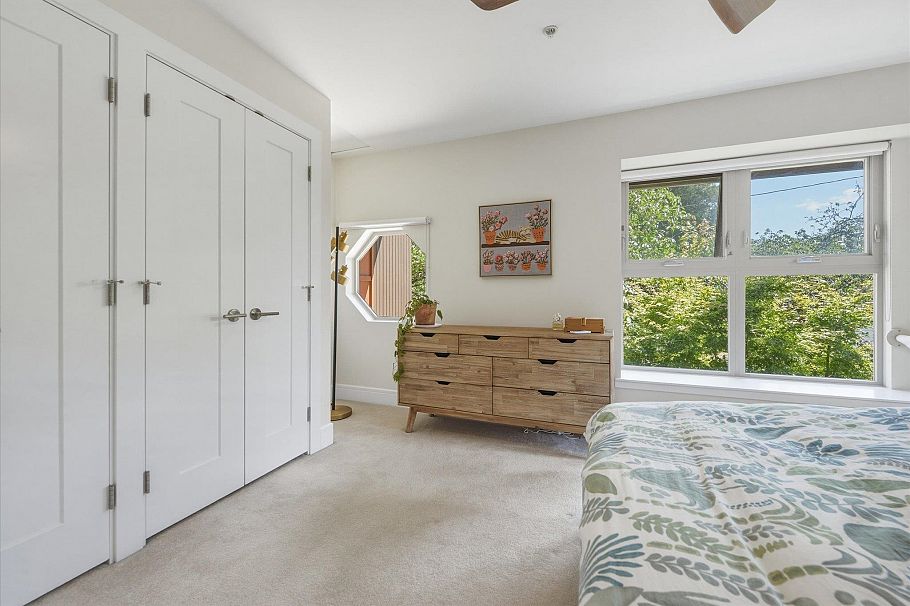 1181 E 19th Avenue Vancouver, BC - 20
