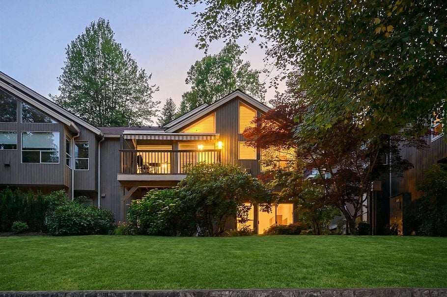 29 4055 Indian River Drive North Vancouver, BC - 29