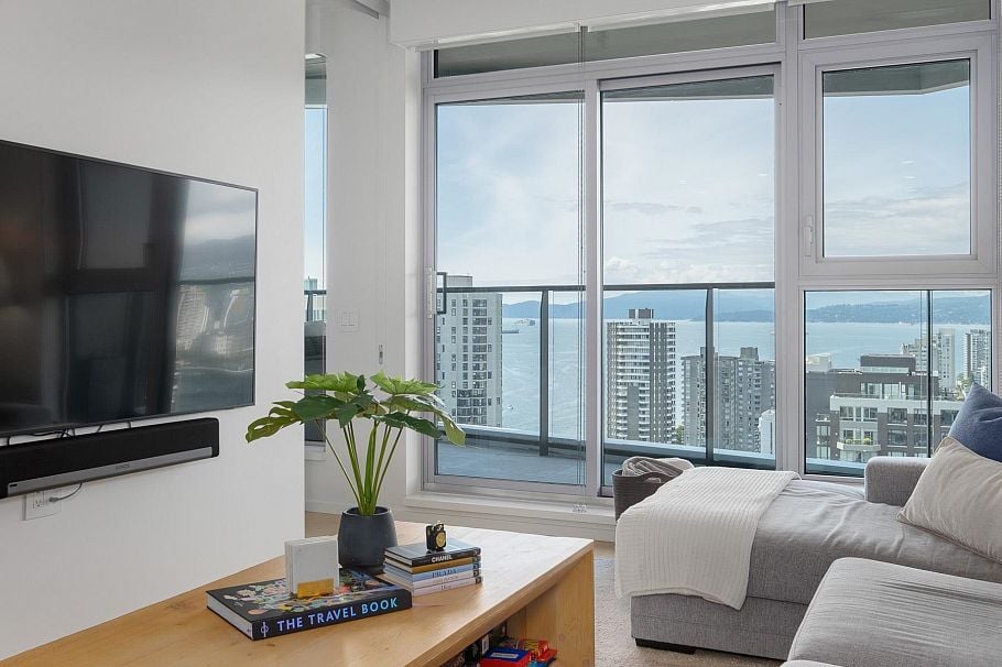 2404 889 Pacific Street Vancouver, BC - 5