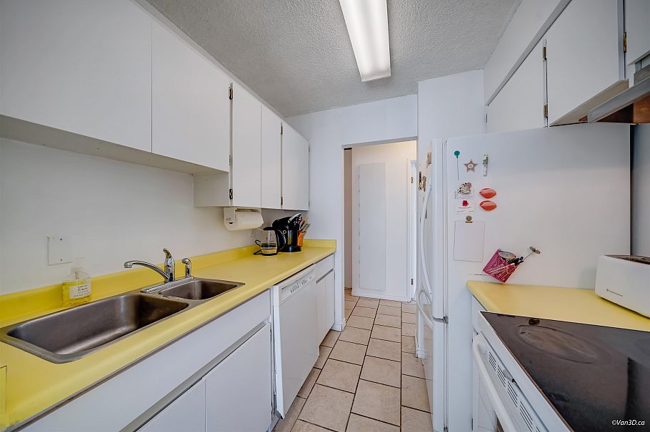 207 2020 Fullerton Avenue North Vancouver, BC - 7