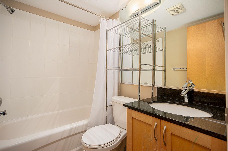 1732 E Georgia Street Vancouver, BC - 18