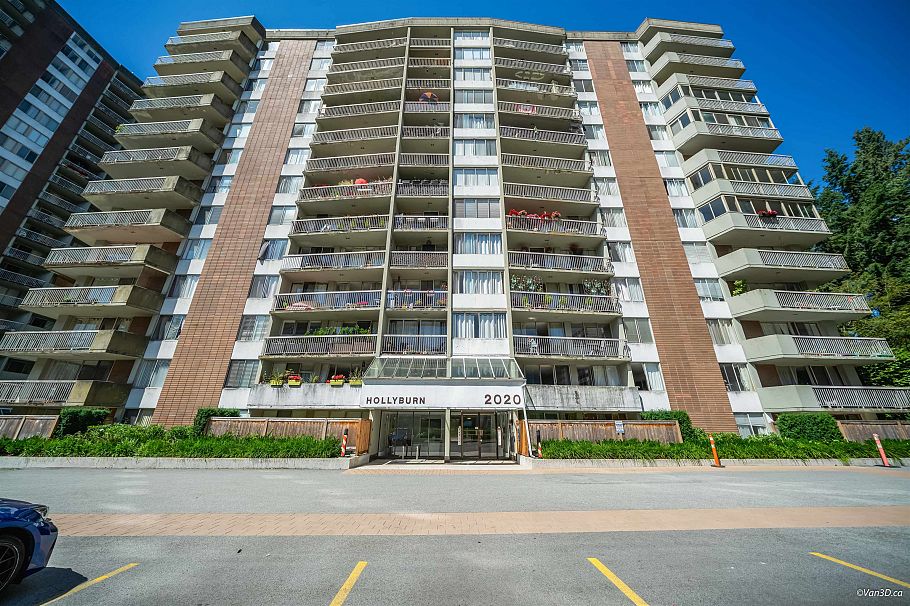 207 2020 Fullerton Avenue North Vancouver, BC - 1