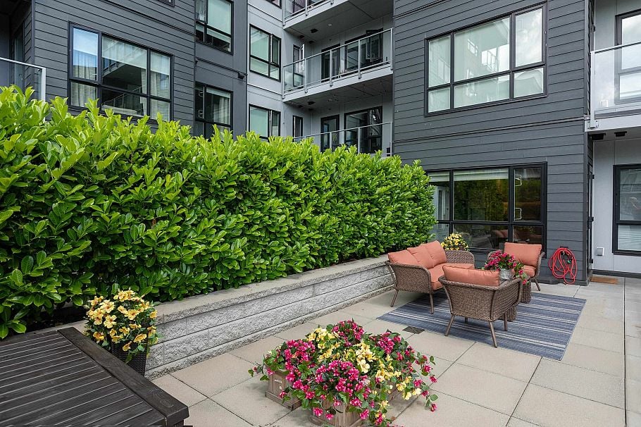 203 3596 Malsum Drive North Vancouver, BC - 17