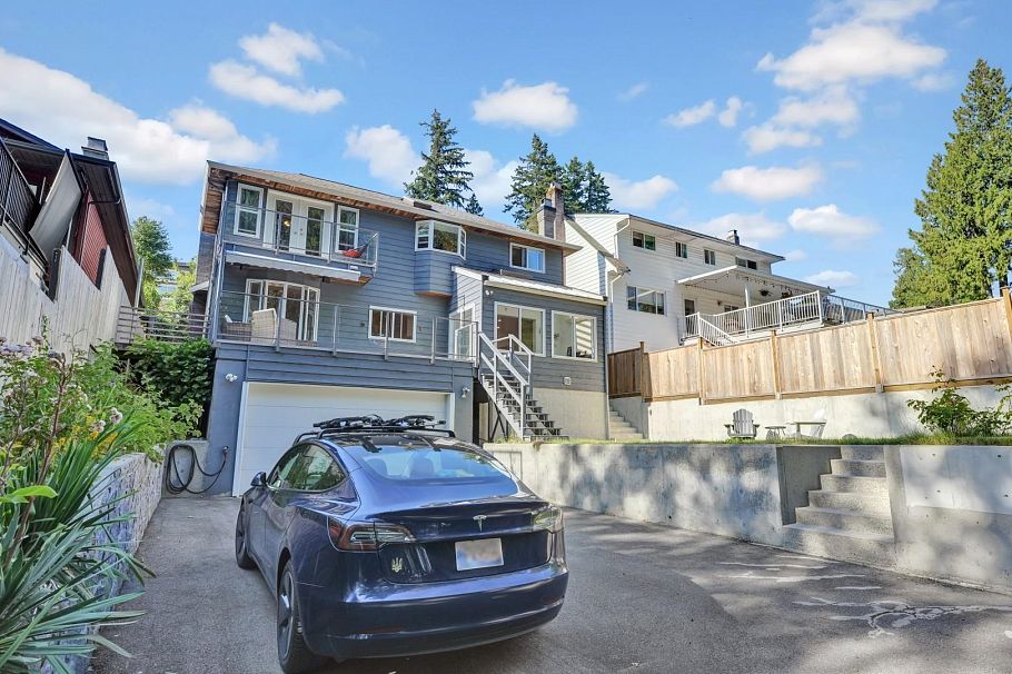 425 Tempe Crescent North Vancouver, BC - 7