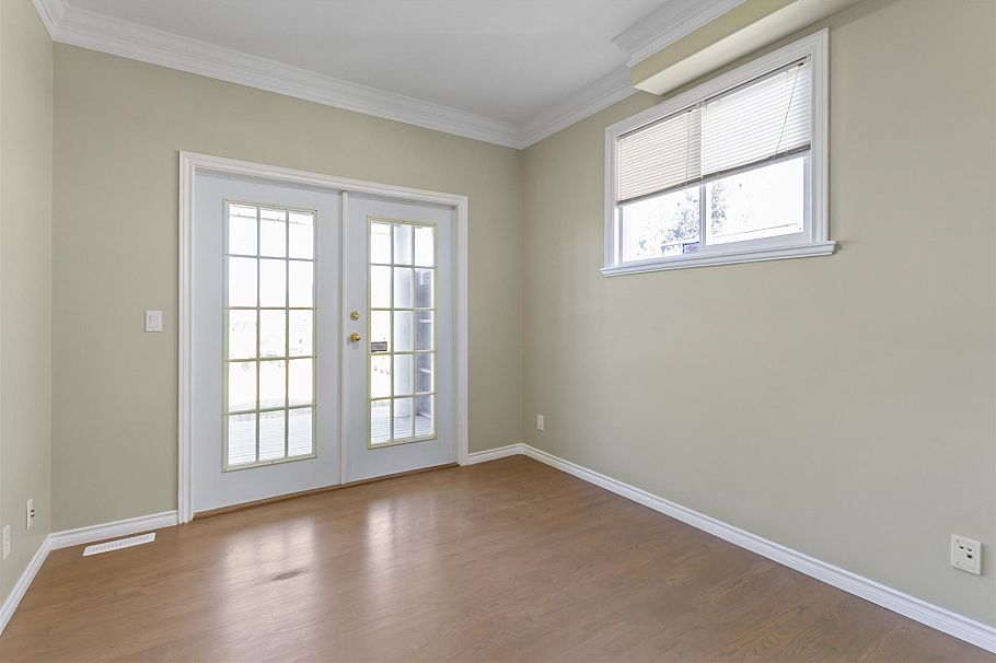 186 E Braemar Road Vancouver, BC - 14