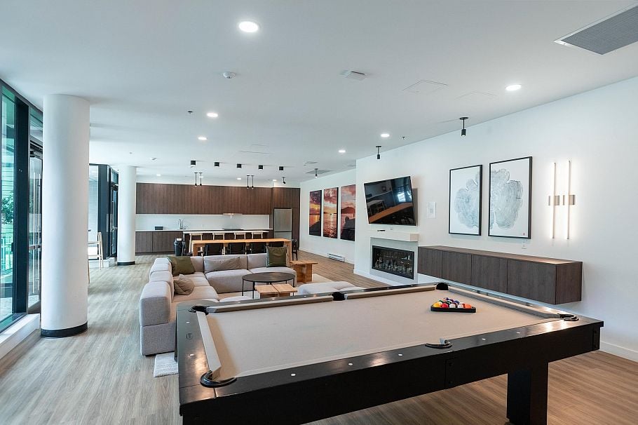 203 3596 Malsum Drive North Vancouver, BC - 22