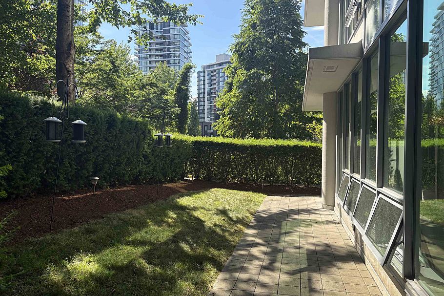 110 5728 Berton Avenue Vancouver, BC - 4