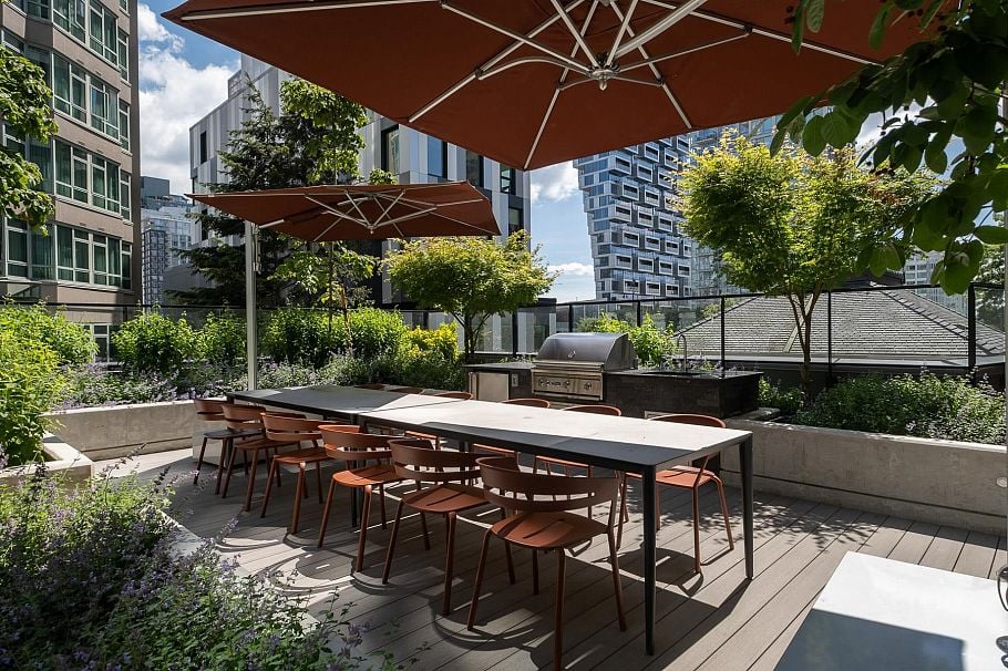 2404 889 Pacific Street Vancouver, BC - 18