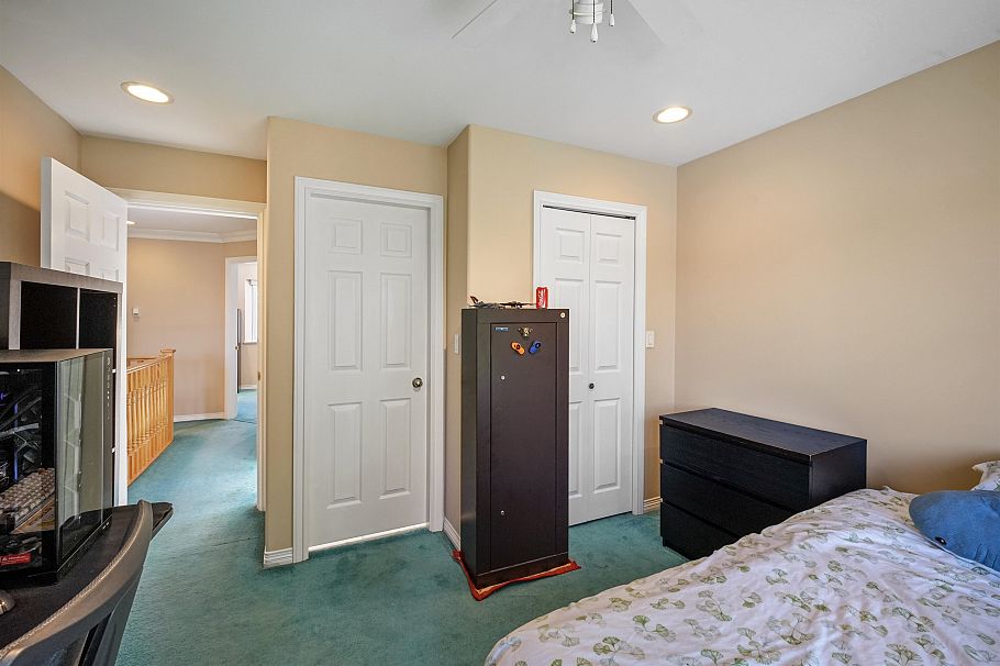 3978 Victoria Drive Vancouver, BC - 23