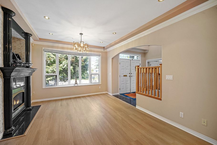 3978 Victoria Drive Vancouver, BC - 6