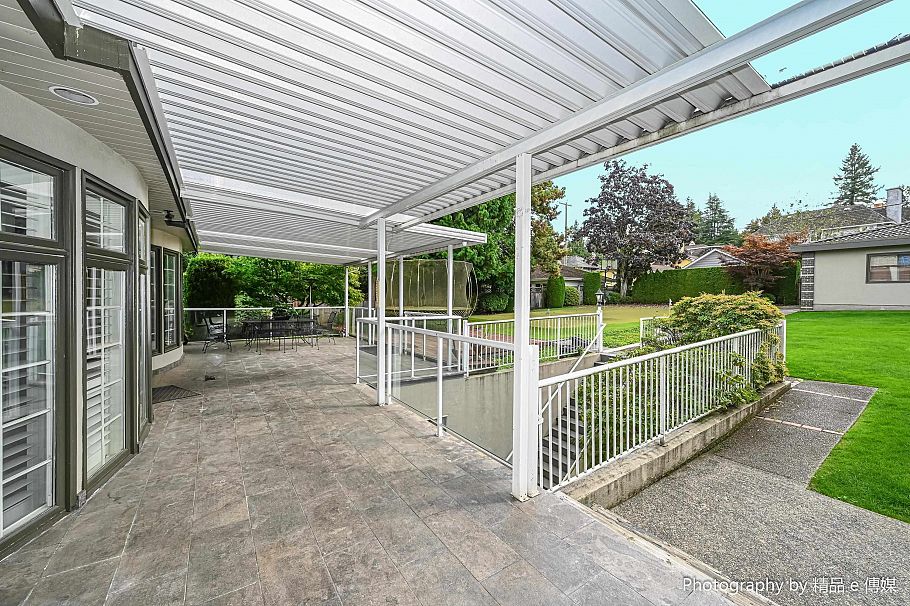 1368 Minto Crescent Vancouver, BC - 13