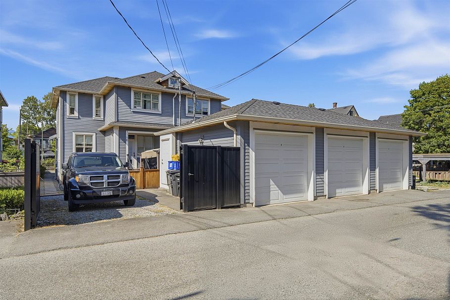 1788 E 12th Avenue Vancouver, BC - 26