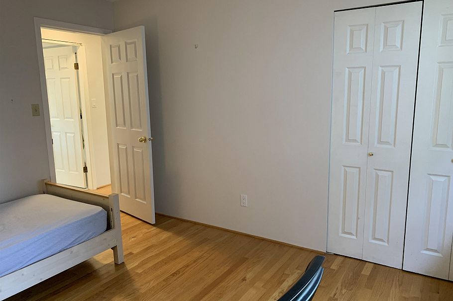 4227 W 14th Avenue Vancouver, BC - 17