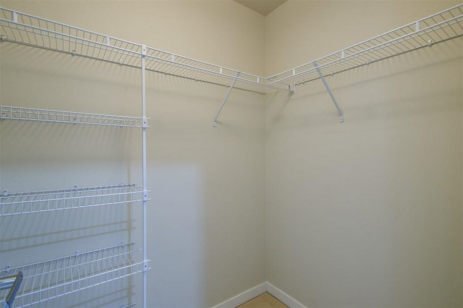 501 5728 Berton Avenue Vancouver, BC - 4
