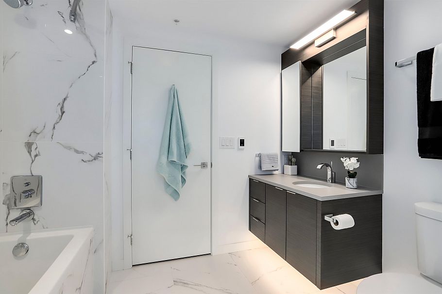 808 1688 Pullman Porter Street Vancouver, BC - 5