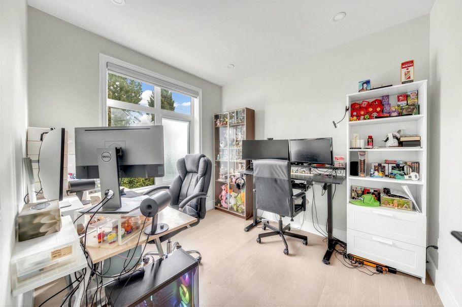 7709 Granville Street Vancouver, BC - 6