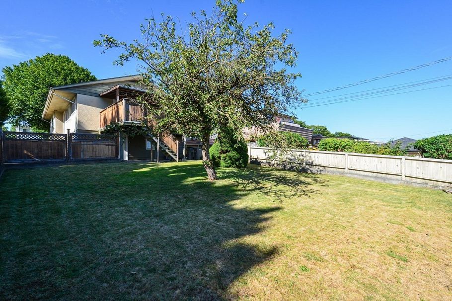 7808 Ross Street Vancouver, BC - 2