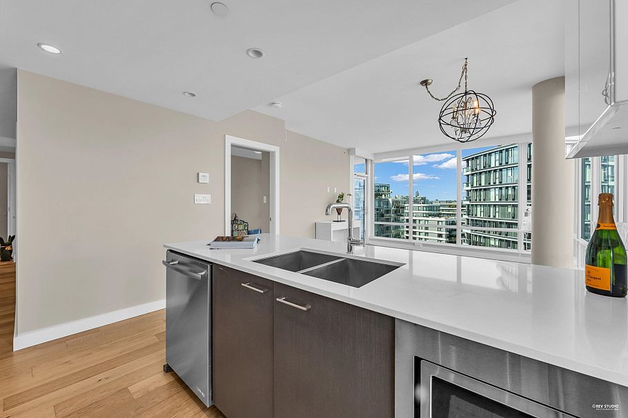 1703 1618 Quebec Street Vancouver, BC - 8
