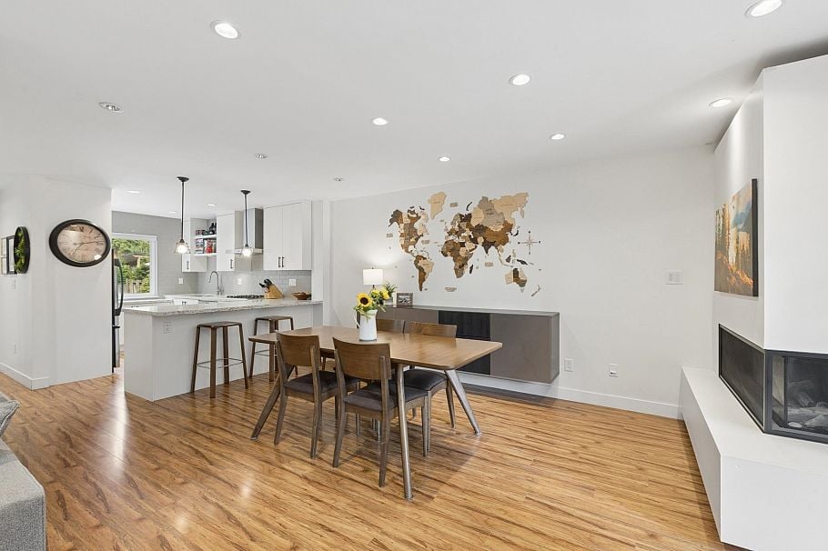 4715 Hoskins Road North Vancouver, BC - 3