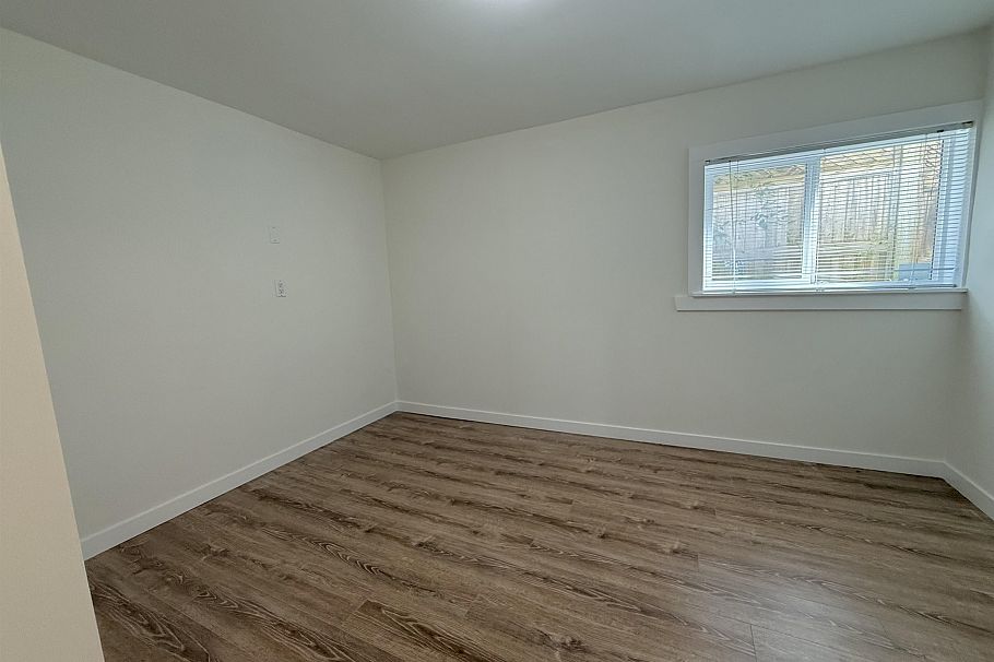 5828 Kerr Street Vancouver, BC - 34