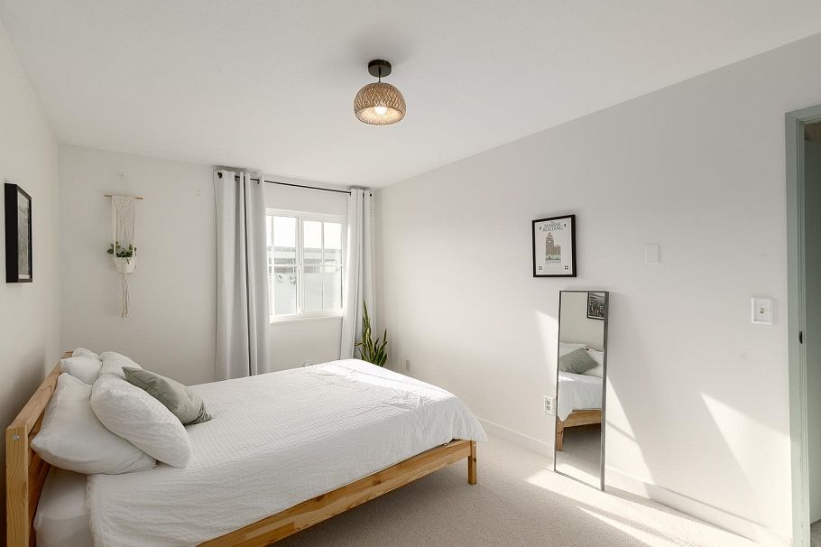 726 Vernon Drive Vancouver, BC - 25