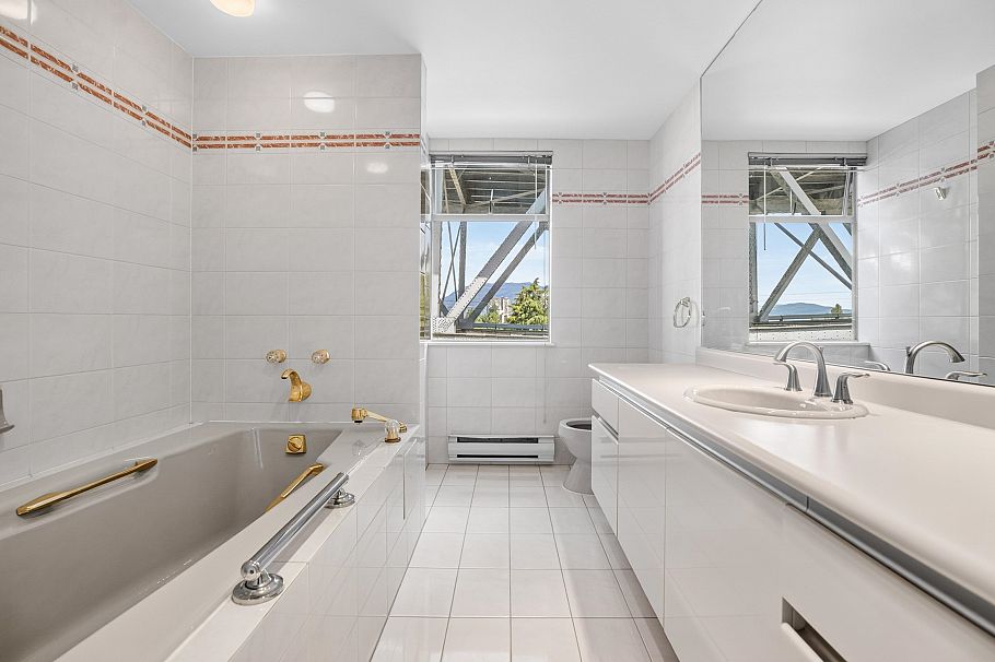 502 1012 Beach Avenue Vancouver, BC - 22