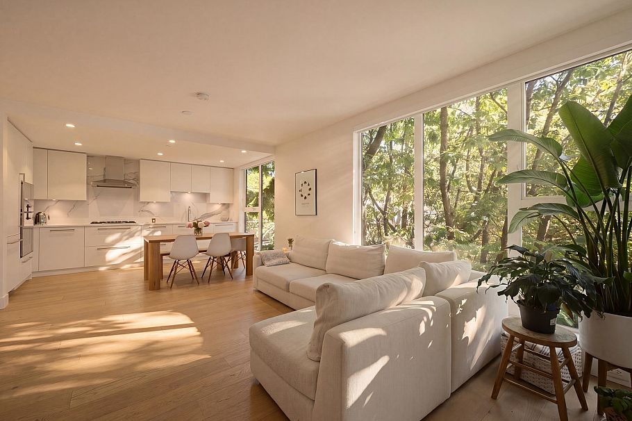 306 2485 Larch Street Vancouver, BC - 10