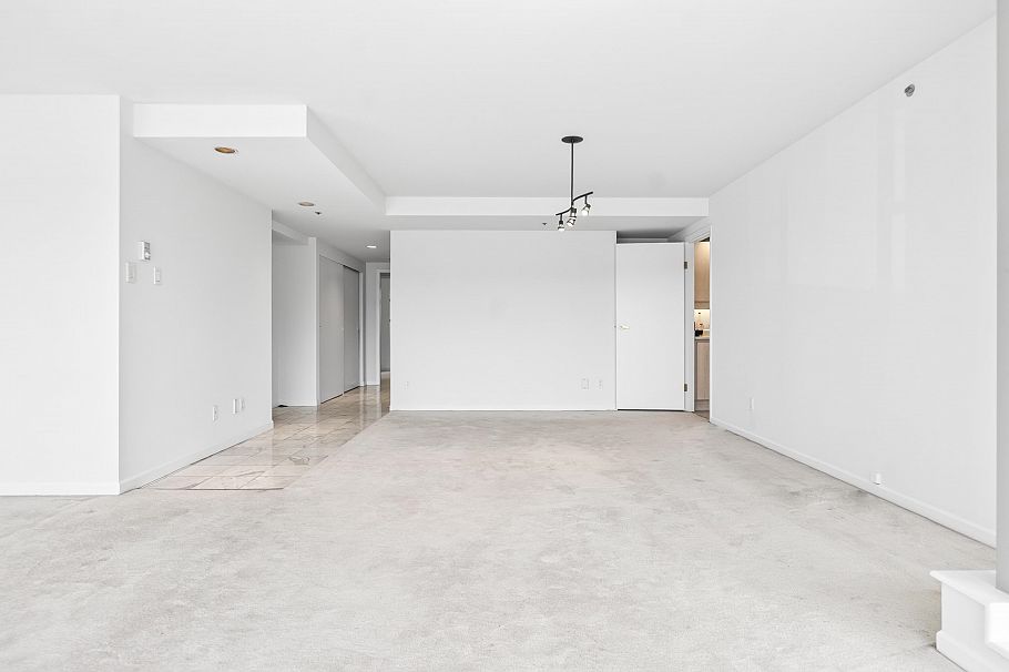 502 1012 Beach Avenue Vancouver, BC - 11