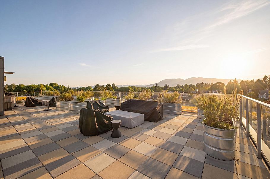 306 2485 Larch Street Vancouver, BC - 19