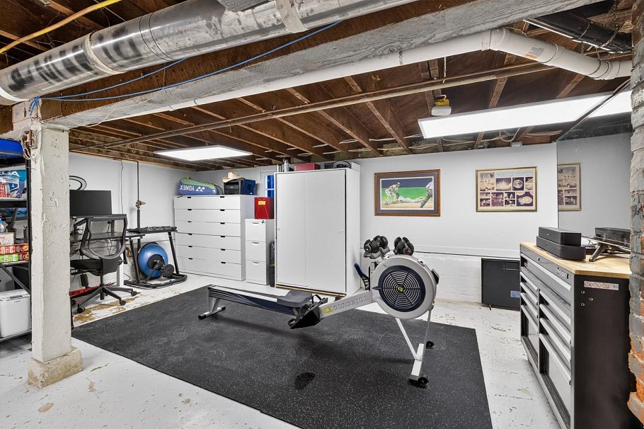 565 E 45th Avenue Vancouver, BC - 23
