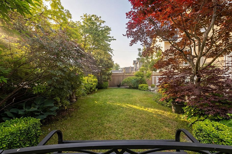 888 E 30th Avenue Vancouver, BC - 32