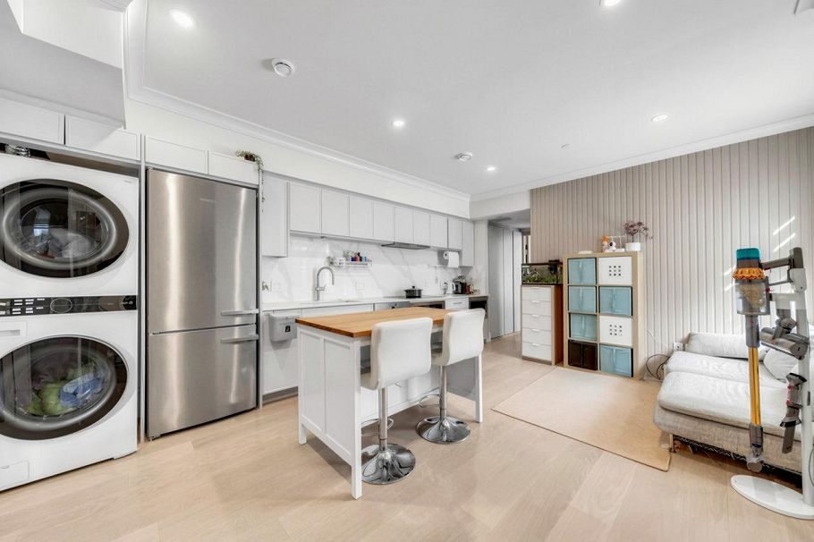 7709 Granville Street Vancouver, BC - 3