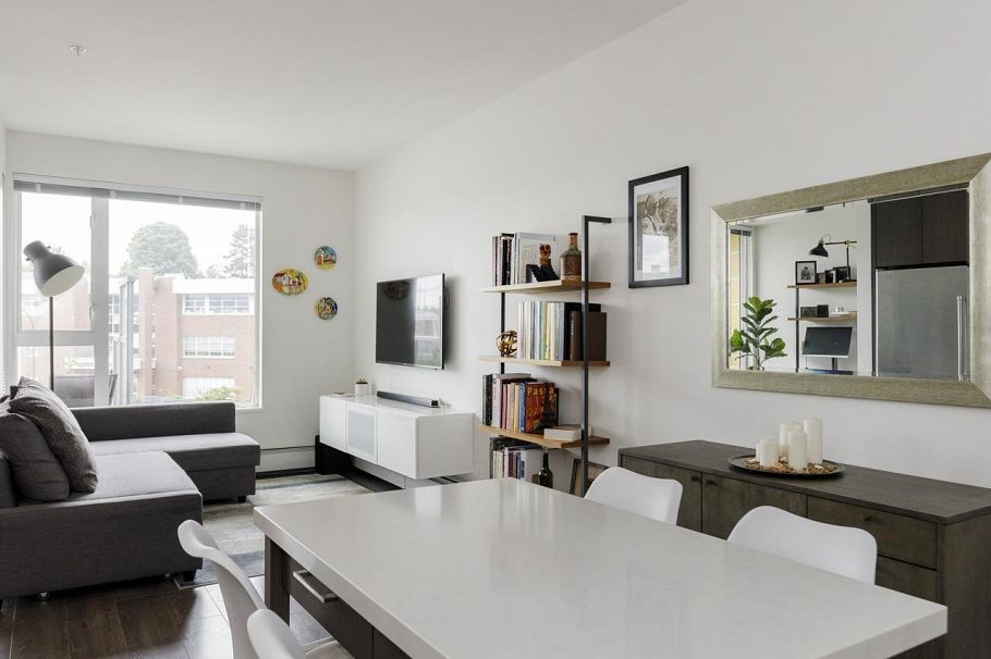 411 417 Great Northern Way Vancouver, BC - 1