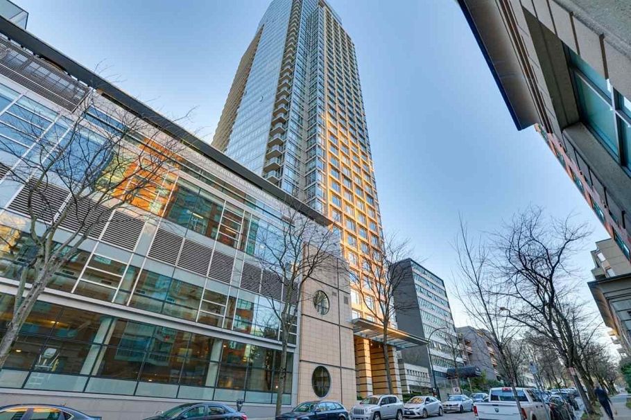 603 1028 Barclay Street Vancouver, BC - 1