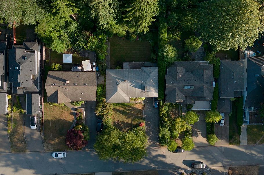 869 Clements Avenue North Vancouver, BC - 17