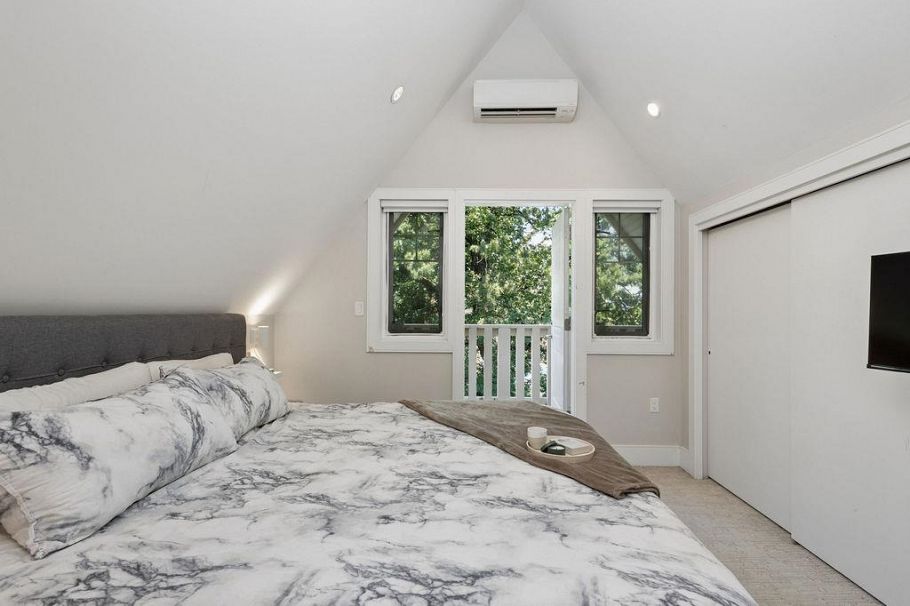 1336 E 23 Avenue Vancouver, BC - 23