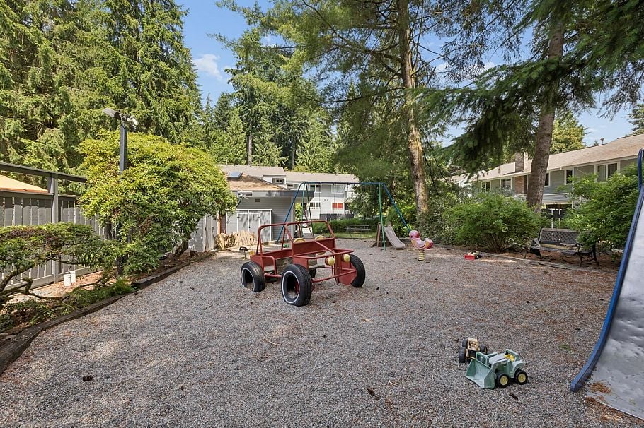 4715 Hoskins Road North Vancouver, BC - 36