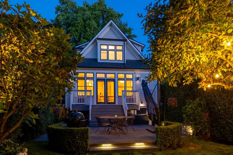 565 E 45th Avenue Vancouver, BC - 33