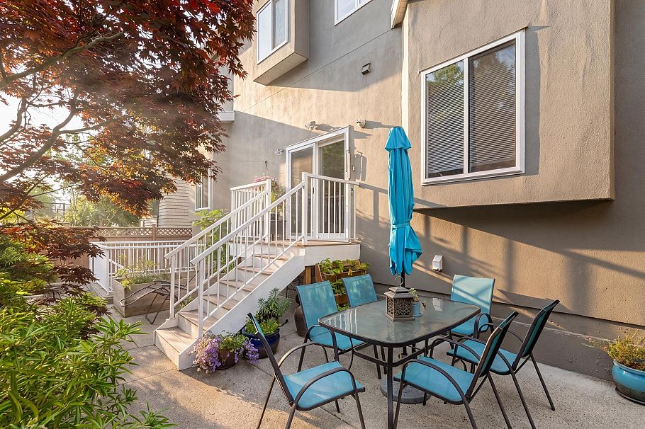 888 E 30th Avenue Vancouver, BC - 16