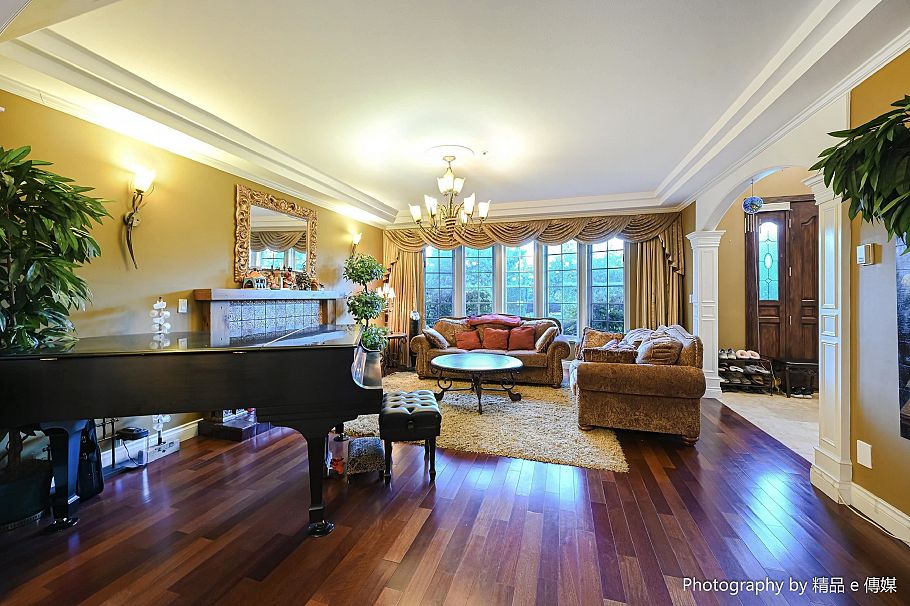 1368 Minto Crescent Vancouver, BC - 9