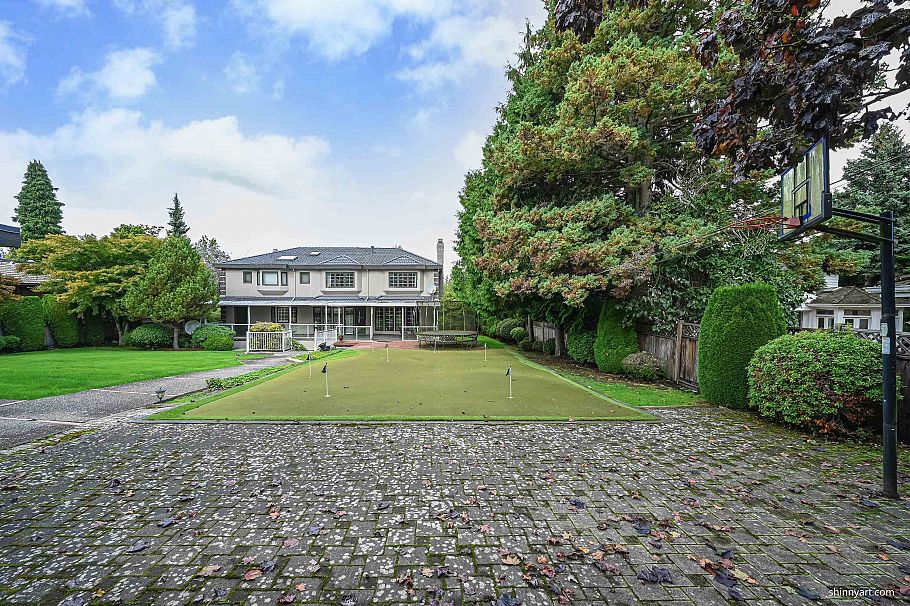 1368 Minto Crescent Vancouver, BC - 2